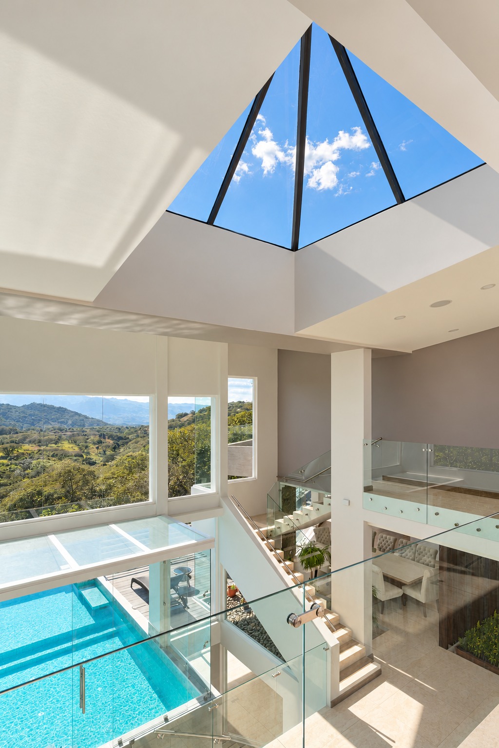 Piscinas — Miradora King Villa