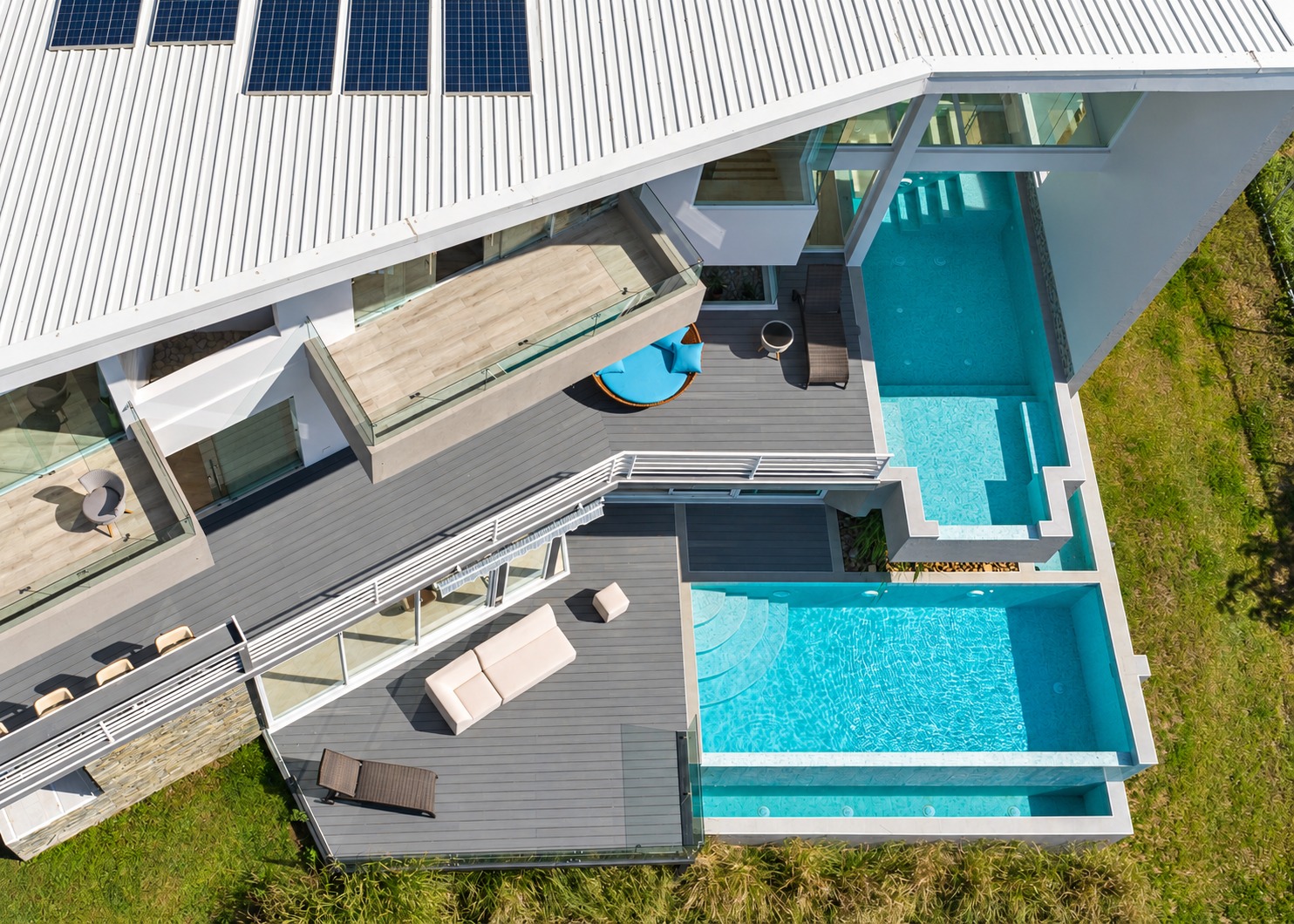 Piscinas — Miradora King Villa